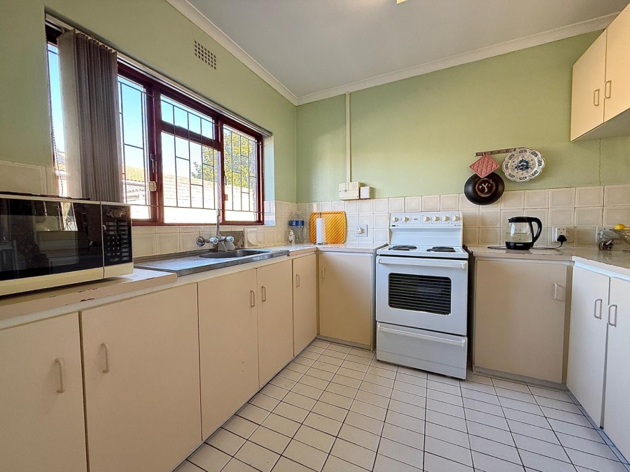 2 Bedroom Property for Sale in Table View Western Cape